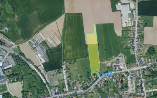 Terrain à vendre , 220000 €